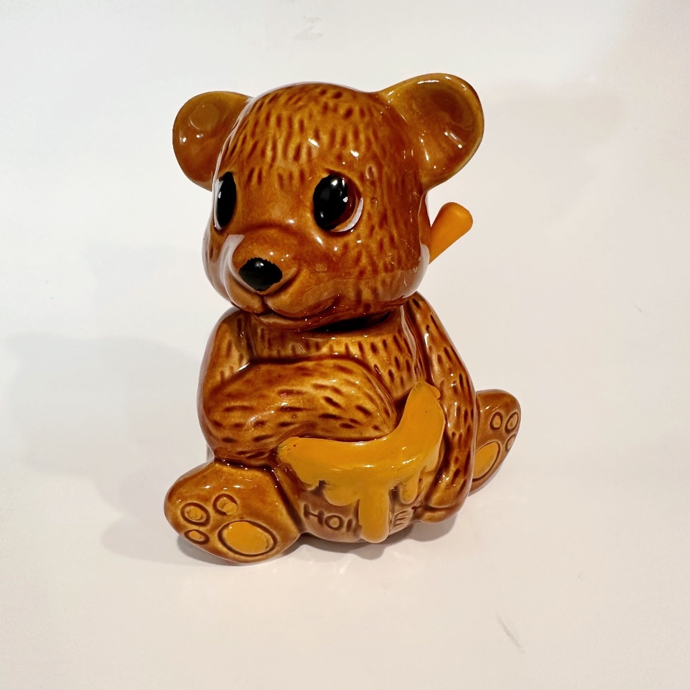 Vintage Honey Bear Ceramic Jar with Dipper – Made in Taiwan